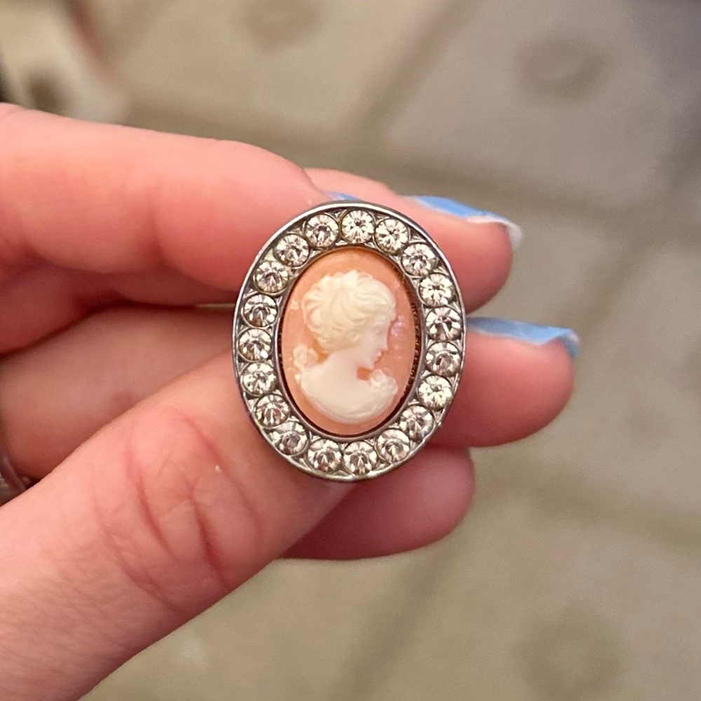 Tarima Tarantino Pink Cameo Ring